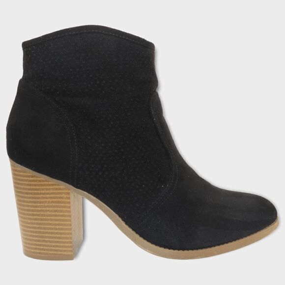 American Rag | Shoes | American Rag Cieblack Faux Suede Almond Toe ...